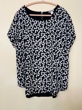 Black & White Patterned Short Sleeve Women’s Top